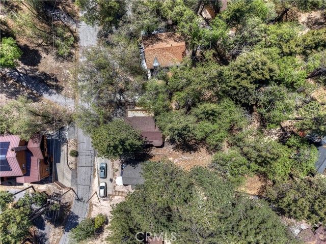 33294 Wild Rose Drive, Green Valley Lake CA: https://media.crmls.org/medias/8b6ef5dd-6a4e-49a7-a2ff-8f0826d04865.jpg