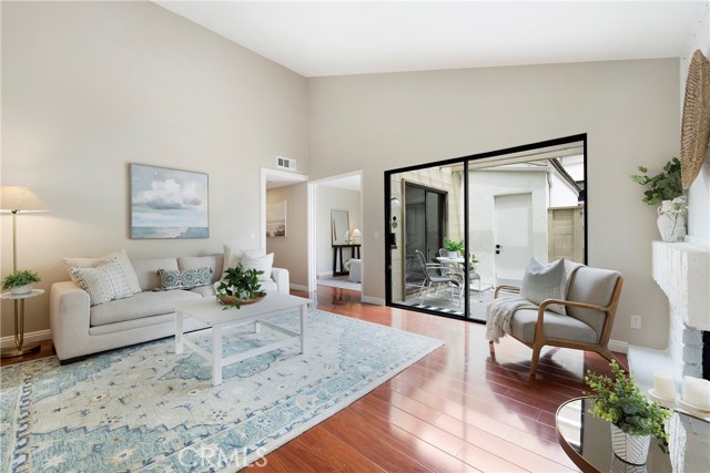 Detail Gallery Image 2 of 53 For 242 Mountain Ct, Brea,  CA 92821 - 3 Beds | 2 Baths