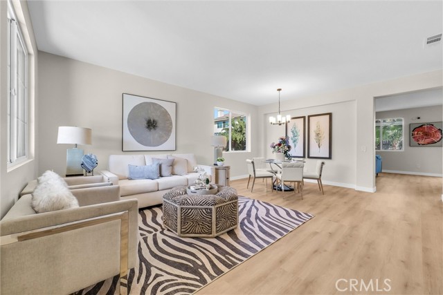 Detail Gallery Image 3 of 28 For 6732 Rico Ct, Corona,  CA 92880 - 5 Beds | 3 Baths