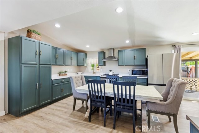 Detail Gallery Image 13 of 41 For 24013 Longview Ln, Menifee,  CA 92585 - 4 Beds | 2 Baths