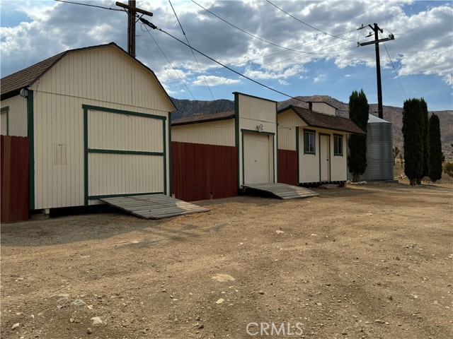 Detail Gallery Image 36 of 46 For 28714 Cruthers Creek Rd, Pearblossom,  CA 93553 - 4 Beds | 3 Baths