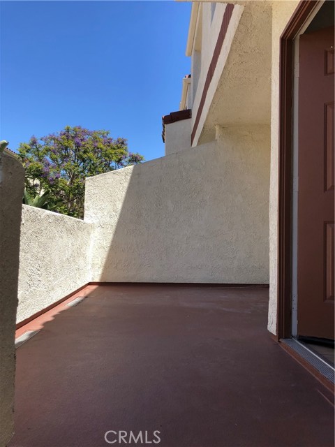 Detail Gallery Image 2 of 15 For 2931 Plaza Del Amo #26,  Torrance,  CA 90503 - 2 Beds | 2/1 Baths