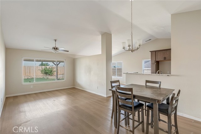 Detail Gallery Image 5 of 28 For 10878 Villa, Adelanto,  CA 92301 - 4 Beds | 2 Baths