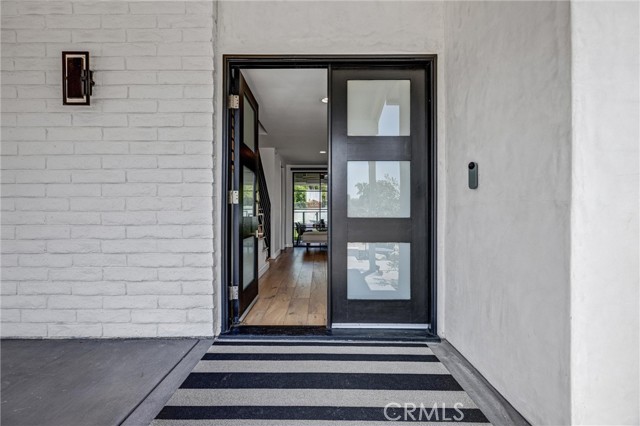 Detail Gallery Image 4 of 36 For 20351 Alerion Pl, Woodland Hills,  CA 91364 - 4 Beds | 2/1 Baths