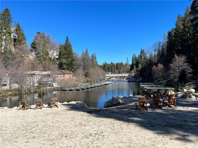Detail Gallery Image 18 of 21 For 27500 Highway 189 #81,  Lake Arrowhead,  CA 92352 - 3 Beds | 2 Baths