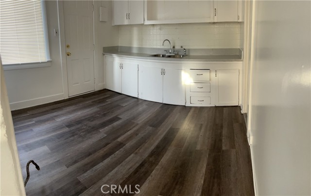 1042 N Banning Boulevard, Wilmington (los Angeles), CA, 90744 1042 N Banning Boulevard, Wilmington (los Angeles), CA, 90744