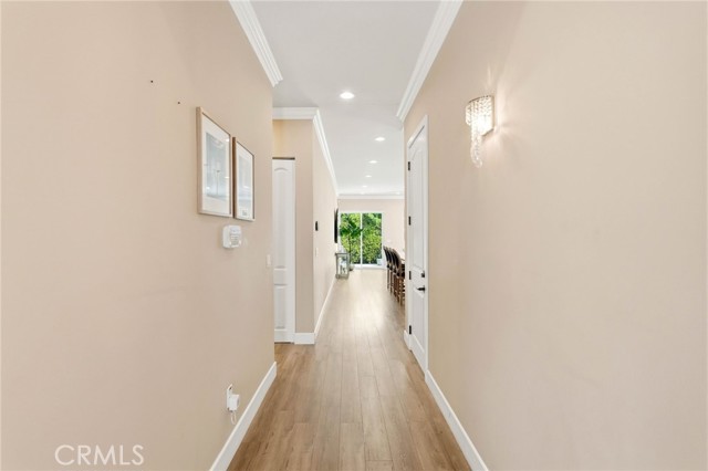 Detail Gallery Image 14 of 48 For 6450 Teesdale Ave, North Hollywood,  CA 91606 - 3 Beds | 3 Baths