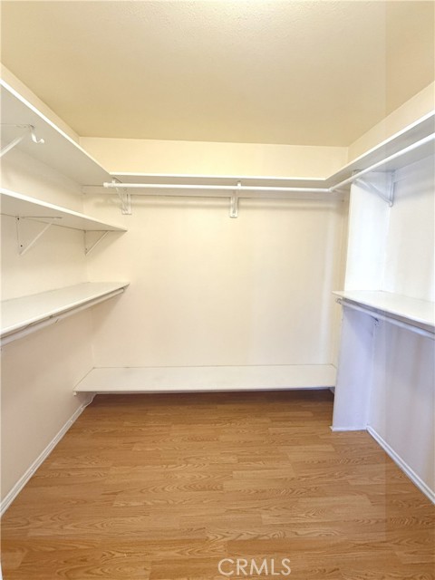 5216 Lindley Avenue, Encino CA: https://media.crmls.org/medias/8b765616-fed9-4ea1-bef4-ff2cde6805bd.jpg