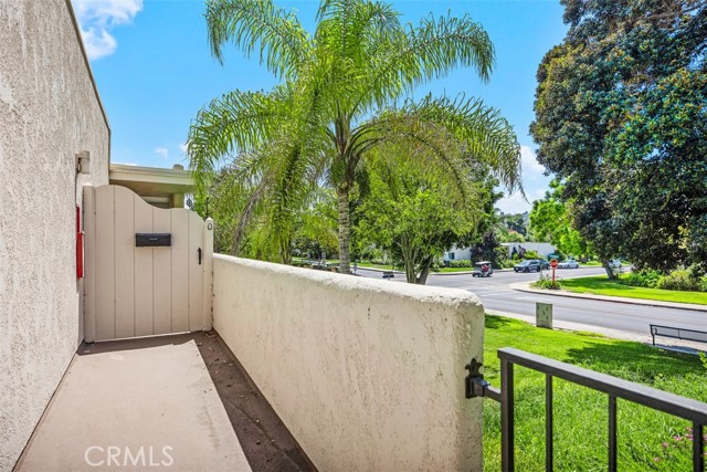 Detail Gallery Image 5 of 27 For 2173 via Mariposa Q,  Laguna Woods,  CA 92637 - 2 Beds | 2 Baths