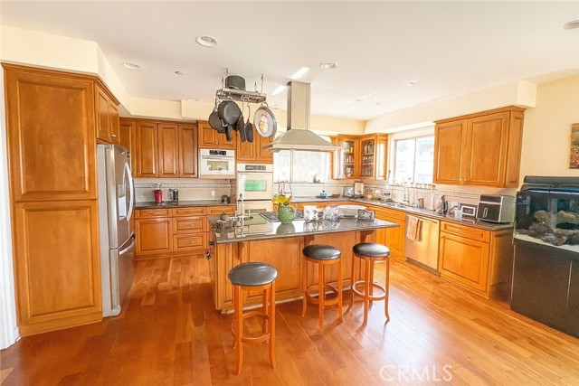 Detail Gallery Image 10 of 27 For 100 Paseo De La Playa, Redondo Beach,  CA 90277 - 1 Beds | 1 Baths