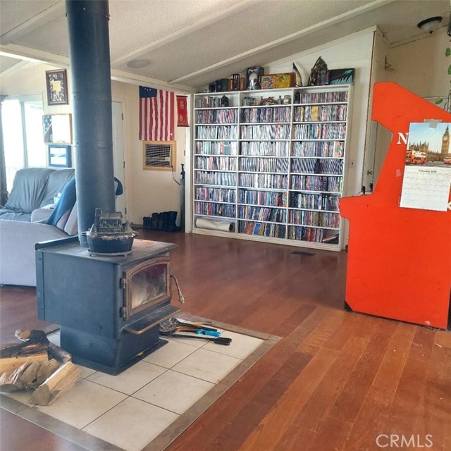 Detail Gallery Image 2 of 10 For 9030 Green, Pinon Hills,  CA 92372 - 3 Beds | 2 Baths