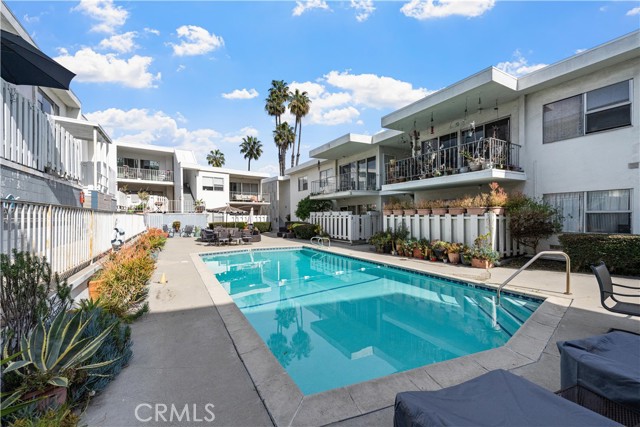 Detail Gallery Image 34 of 41 For 4065 Ursula #6,  Los Angeles,  CA 90008 - 2 Beds | 1 Baths