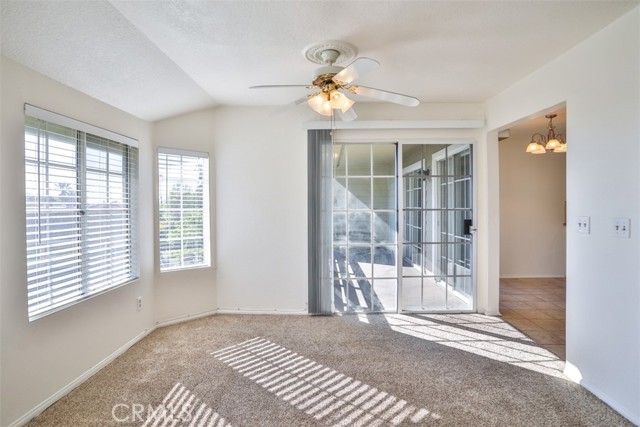 Detail Gallery Image 11 of 57 For 1071 Lakeview Ter, Azusa,  CA 91702 - 2 Beds | 2 Baths
