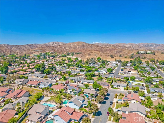 Detail Gallery Image 8 of 42 For 3179 Omega Ave, Simi Valley,  CA 93063 - 4 Beds | 3 Baths