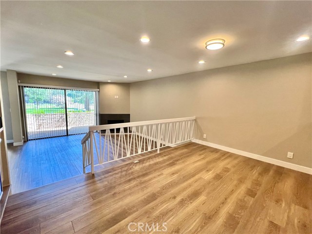 Detail Gallery Image 11 of 34 For 21730 Marylee St #27,  Woodland Hills,  CA 91367 - 3 Beds | 2/1 Baths