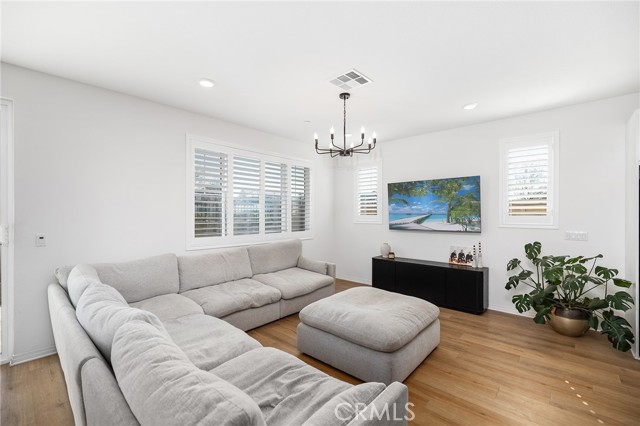 Detail Gallery Image 10 of 53 For 30198 Adrift, Menifee,  CA 92584 - 5 Beds | 3 Baths