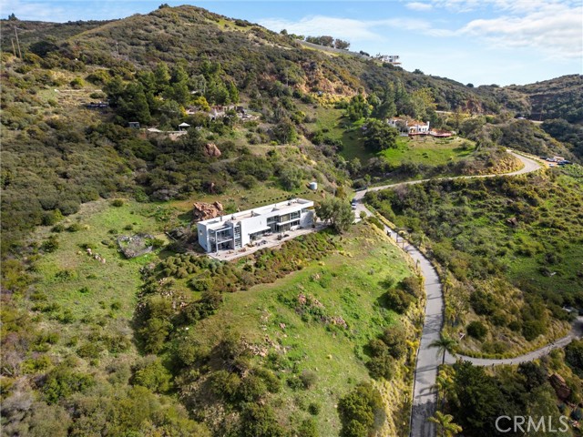 Detail Gallery Image 6 of 62 For 22581 Mansie Rd, Malibu,  CA 90265 - 4 Beds | 3/1 Baths