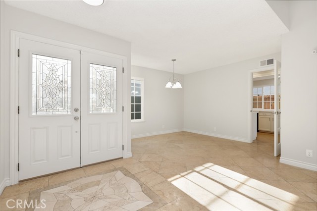 Detail Gallery Image 8 of 45 For 21841 Zuni, Lake Forest,  CA 92630 - 4 Beds | 2/1 Baths