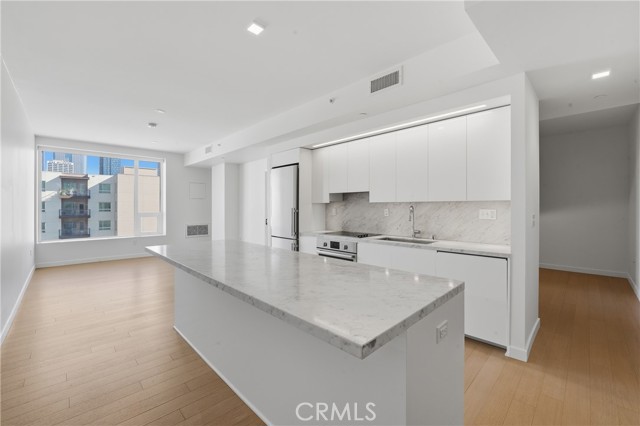 Detail Gallery Image 11 of 50 For 1050 S Grand Ave #708,  Los Angeles,  CA 90015 - 1 Beds | 1 Baths