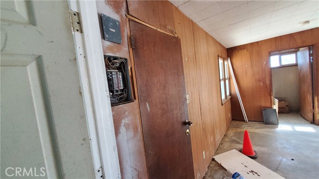 32676 Foothill Road, Lucerne Valley CA: https://media.crmls.org/medias/8b7cb576-0f12-4ed0-9e4d-033aa6616ed7.jpg