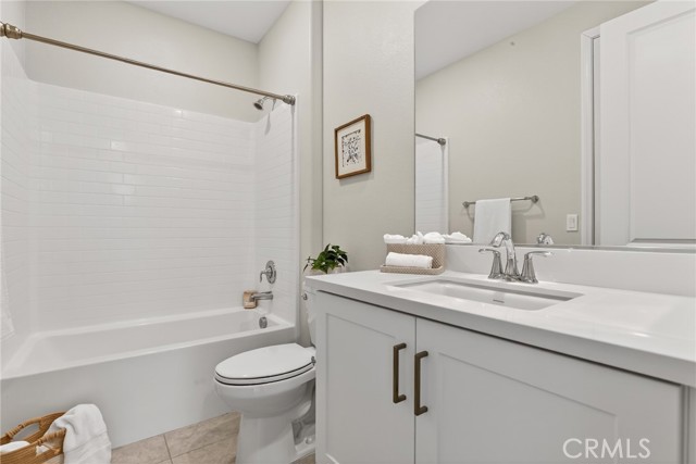 Detail Gallery Image 25 of 36 For 20506 Galloway Dr, Saugus,  CA 91350 - 3 Beds | 3 Baths