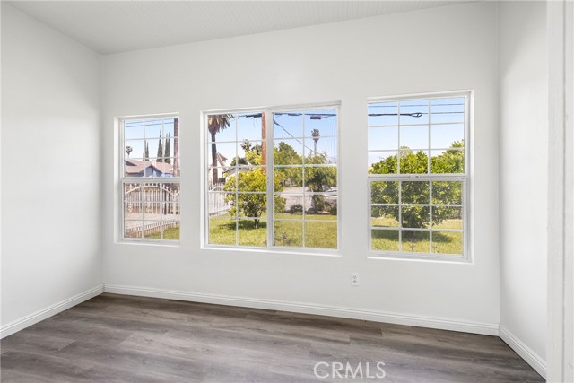Detail Gallery Image 24 of 43 For 747 W 9th St, San Bernardino,  CA 92410 - 3 Beds | 3 Baths