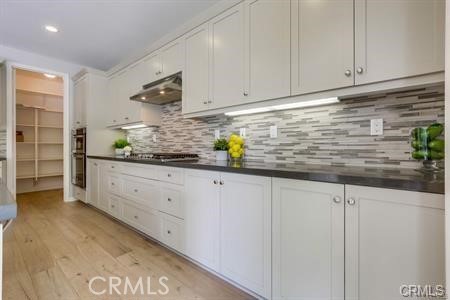 https://media.crmls.org/medias/8b7e2424-562e-4606-9a2d-4ef98d9678c0.jpg?preset=X-Large
