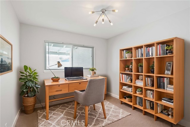 2241 Cordero Avenue, Simi Valley CA: https://media.crmls.org/medias/8b7fbbca-53c6-45a1-b6d9-091daefa1e05.jpg