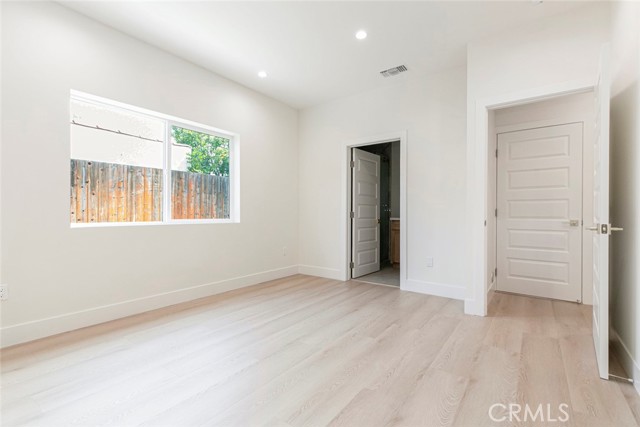 Detail Gallery Image 13 of 23 For 914 a Geneva, Glendale,  CA 91207 - 2 Beds | 2 Baths