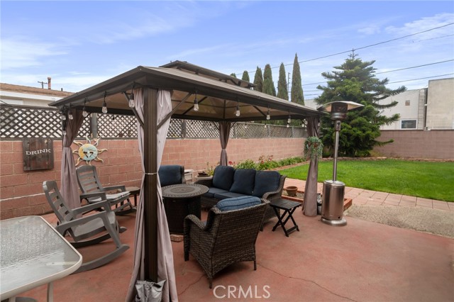 Detail Gallery Image 28 of 33 For 23714 Alliene Ave, Torrance,  CA 90501 - 4 Beds | 2 Baths