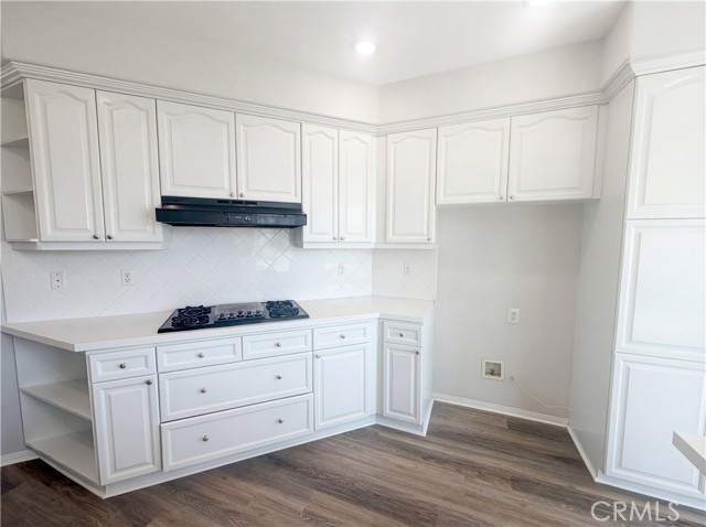 Image 7 of 28 For 40 Silkwood  