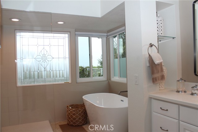 Detail Gallery Image 18 of 44 For 607 Calle Fierros, San Clemente,  CA 92673 - 4 Beds | 2/1 Baths