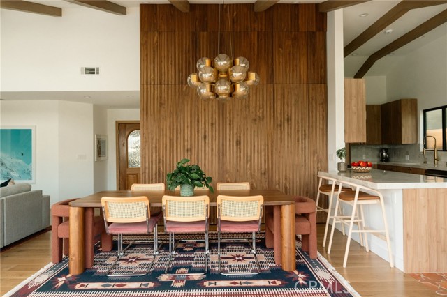 Detail Gallery Image 4 of 24 For 3627 Willowcrest Ave, Studio City,  CA 91604 - 3 Beds | 3 Baths