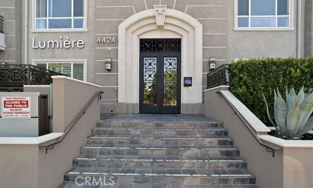4424 Whitsett AVE Unit: 110