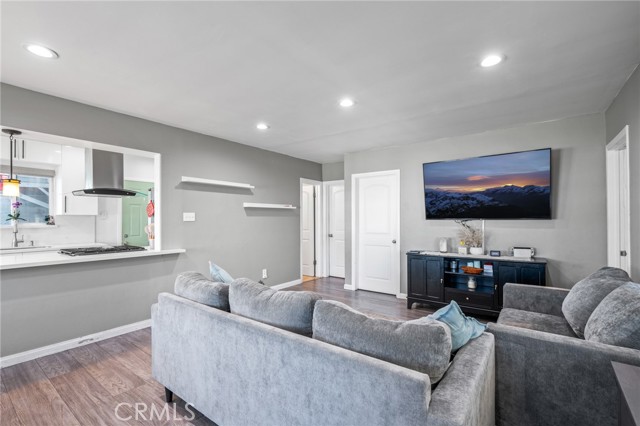 Detail Gallery Image 15 of 21 For 22702 Menlo Ave, Torrance,  CA 90502 - 3 Beds | 1 Baths