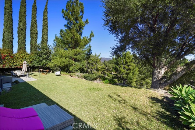12446 Kenny Drive, Granada Hills CA: https://media.crmls.org/medias/8b824a72-64b7-453b-a010-cb636daaaf3e.jpg