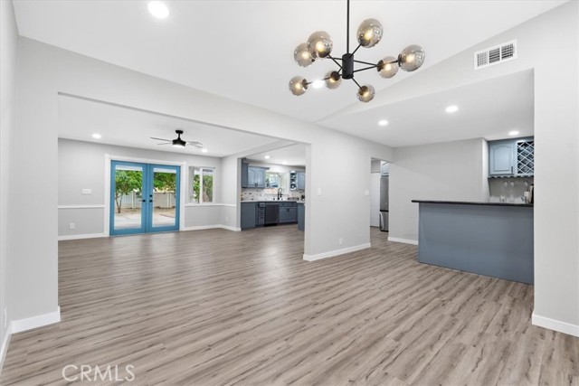 7233 Fallbrook Avenue photo 8