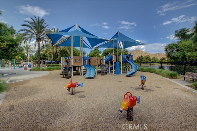 29101 Springshores Drive, Menifee CA: https://media.crmls.org/medias/8b83c6d4-f011-48a3-a6dc-039289940b58.jpg