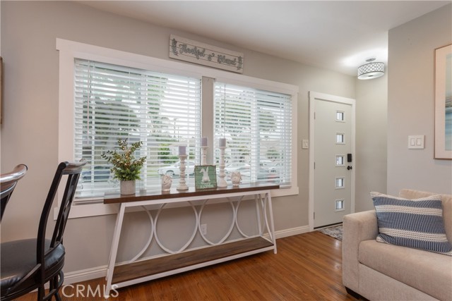 Detail Gallery Image 3 of 28 For 7412 Lindsey Ave., Pico Rivera,  CA 90660 - 2 Beds | 1 Baths