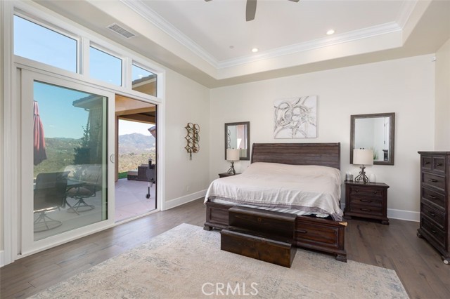 Detail Gallery Image 14 of 55 For 2260 Panoramic, Vista,  CA 92084 - 3 Beds | 5/1 Baths