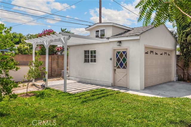 Detail Gallery Image 45 of 65 For 631 N Kenwood St, Burbank,  CA 91505 - 5 Beds | 3 Baths
