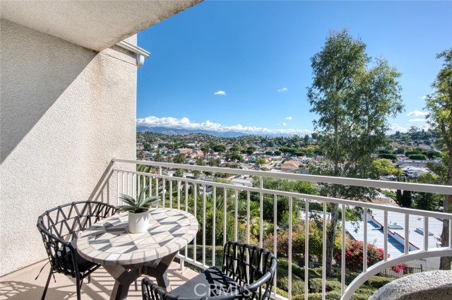 Detail Gallery Image 2 of 44 For 4755 Templeton St #2117,  Los Angeles,  CA 90032 - 2 Beds | 2 Baths