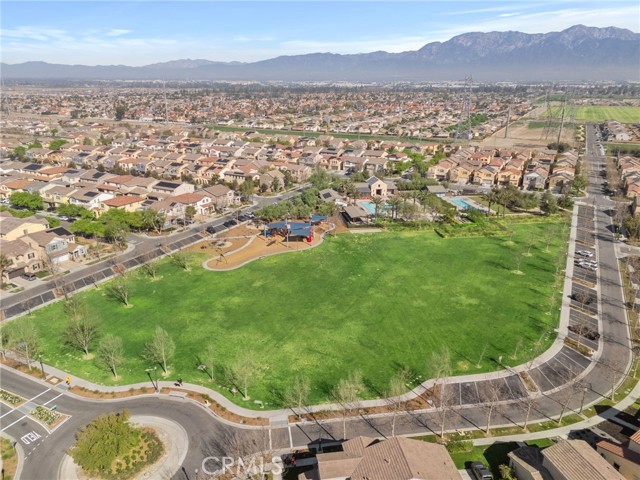 3134 E La Avenida Drive, Ontario CA: https://media.crmls.org/medias/8b86d231-9848-4f54-920c-557c8cc20a28.jpg