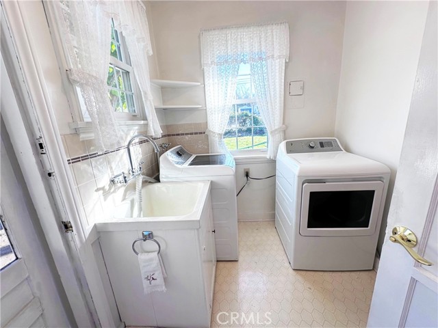 Detail Gallery Image 4 of 24 For 7445 Orion #1,  Van Nuys,  CA 91406 - 2 Beds | 1 Baths