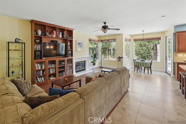 23405 Winslow Place, Valencia CA: https://media.crmls.org/medias/8b87cca5-f7c7-4c0e-b866-36afa2d48e4c.jpg
