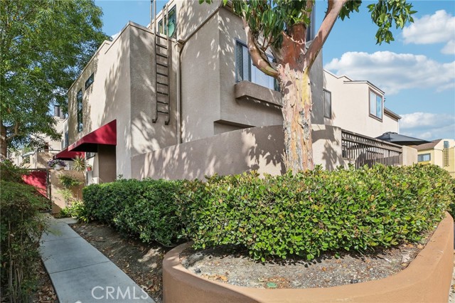 25761 Le Parc, Lake Forest CA: https://media.crmls.org/medias/8b88bdb5-0643-41c3-9f86-e13b77eb2e19.jpg