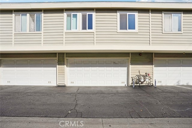 Detail Gallery Image 23 of 24 For 11377 Osborne Pl #13,  Sylmar,  CA 91342 - 2 Beds | 2/1 Baths