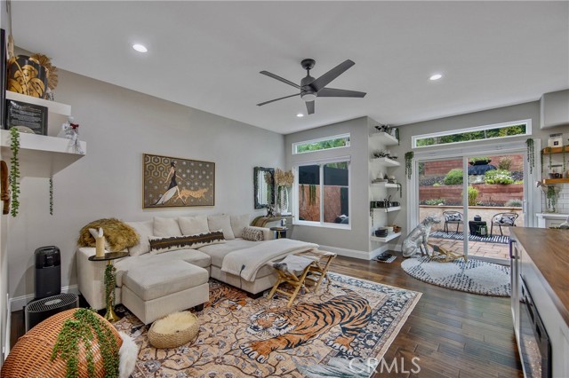 Detail Gallery Image 7 of 50 For 133 Concerto, Oak Park,  CA 91377 - 3 Beds | 3 Baths