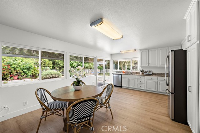 Image 11 of 43 For 22622 La Quinta Drive