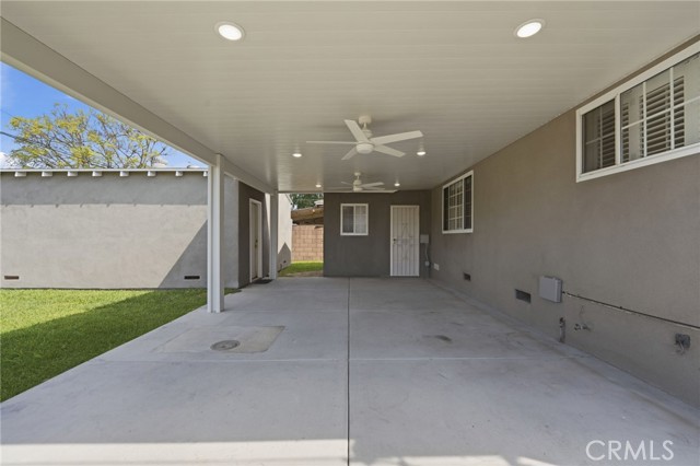 Detail Gallery Image 22 of 29 For 9809 Houghton Ave, Santa Fe Springs,  CA 90670 - 3 Beds | 2 Baths